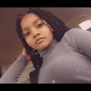 Meet your Posher, Paris